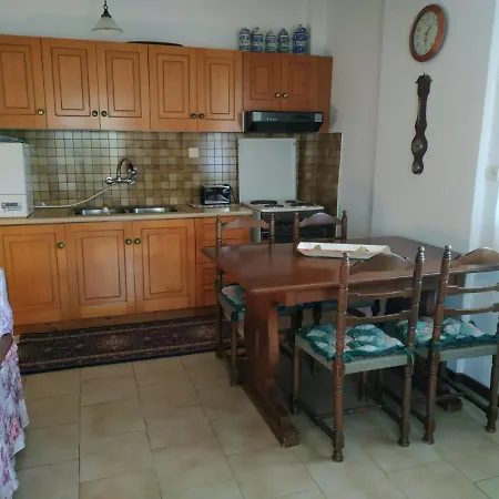 διαμέρισμα στο χωριό της νέας ηράκλειας χαλκιδικής